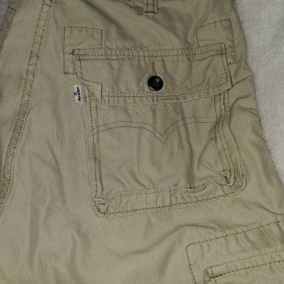 Levi's cargo shorts sz 31 - Picture 3 of 4